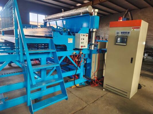Delta PLC Mesh Boyutu 2.4*6m CNC Güçlendirilmiş Rebar Mesh kaynak makinesi